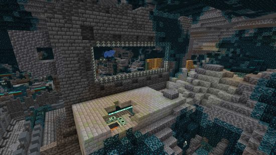 minecraft-ancient-city-fortress Minecraft Ancient City: An ancient city crossing a fortress, with the final portal in sight
